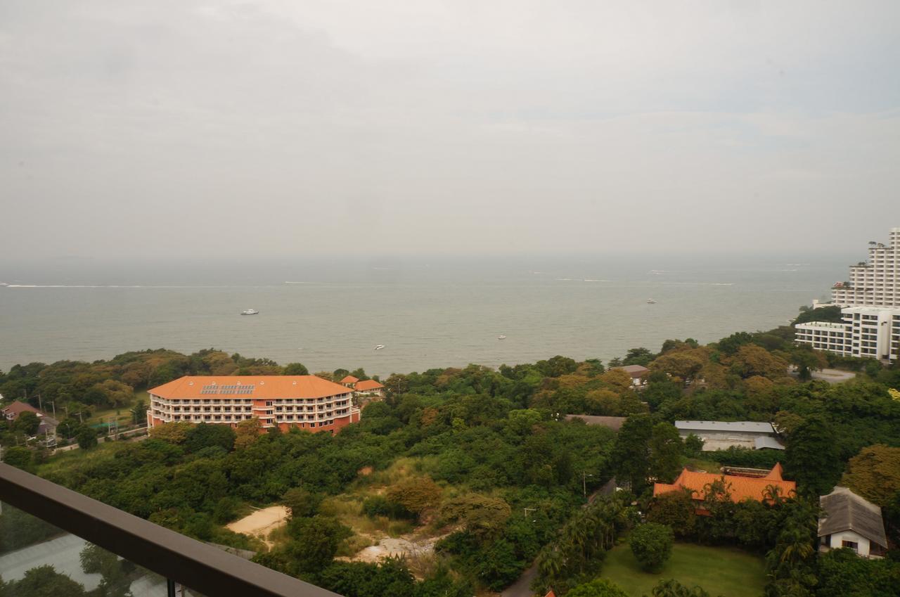 Stylish Studio In Peak Towers Pattaya Exterior photo